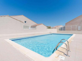 Pavillon climatisé avec piscine, terrasse, parking, et Wi-Fi à Gruissan - FR-1-409-265